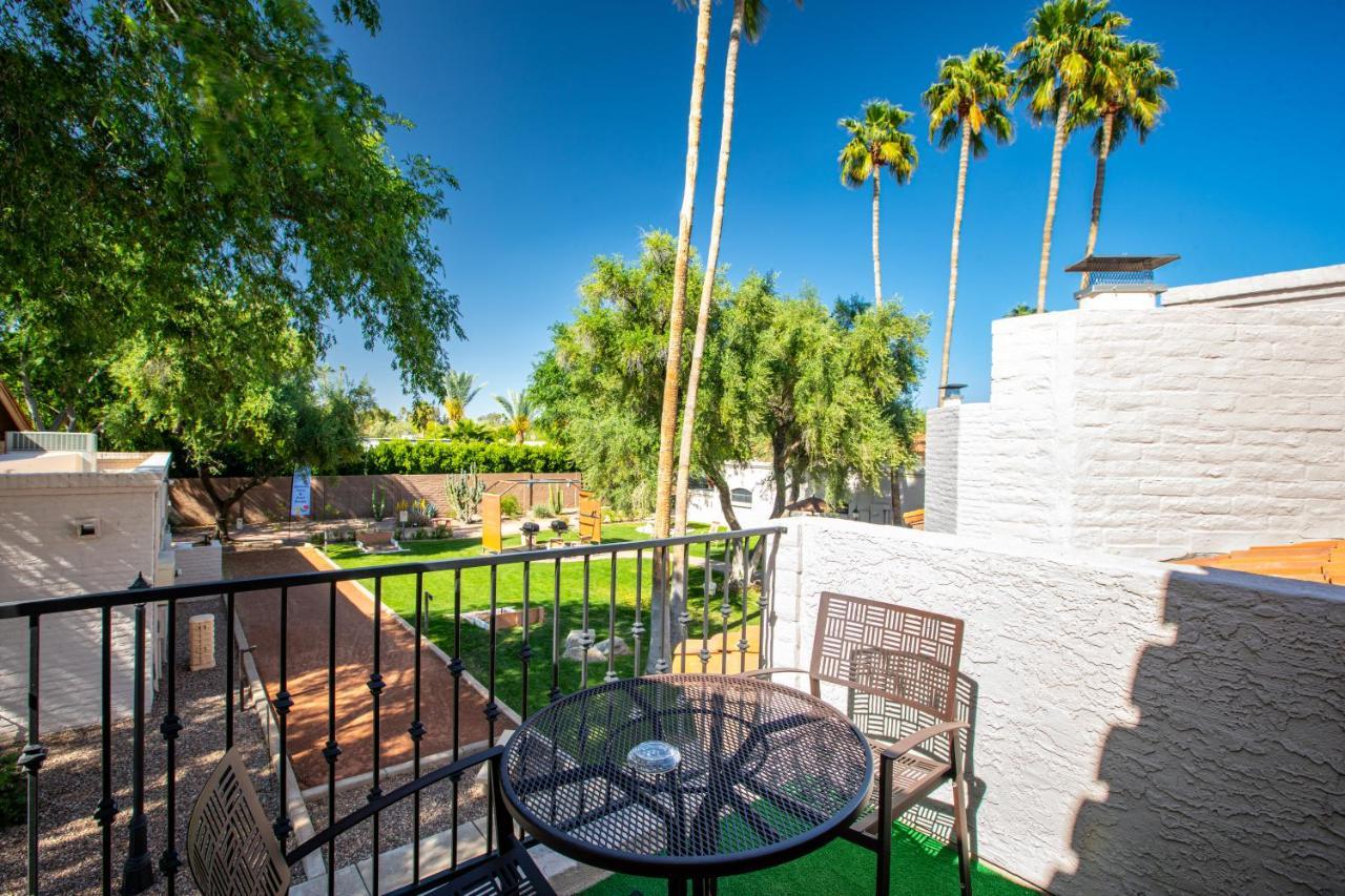 Scottsdale Camelback Resort Exterior photo